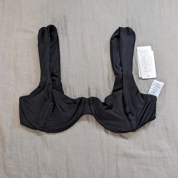 L*Space Tori Bikini Top Black - Picture 11 of 13